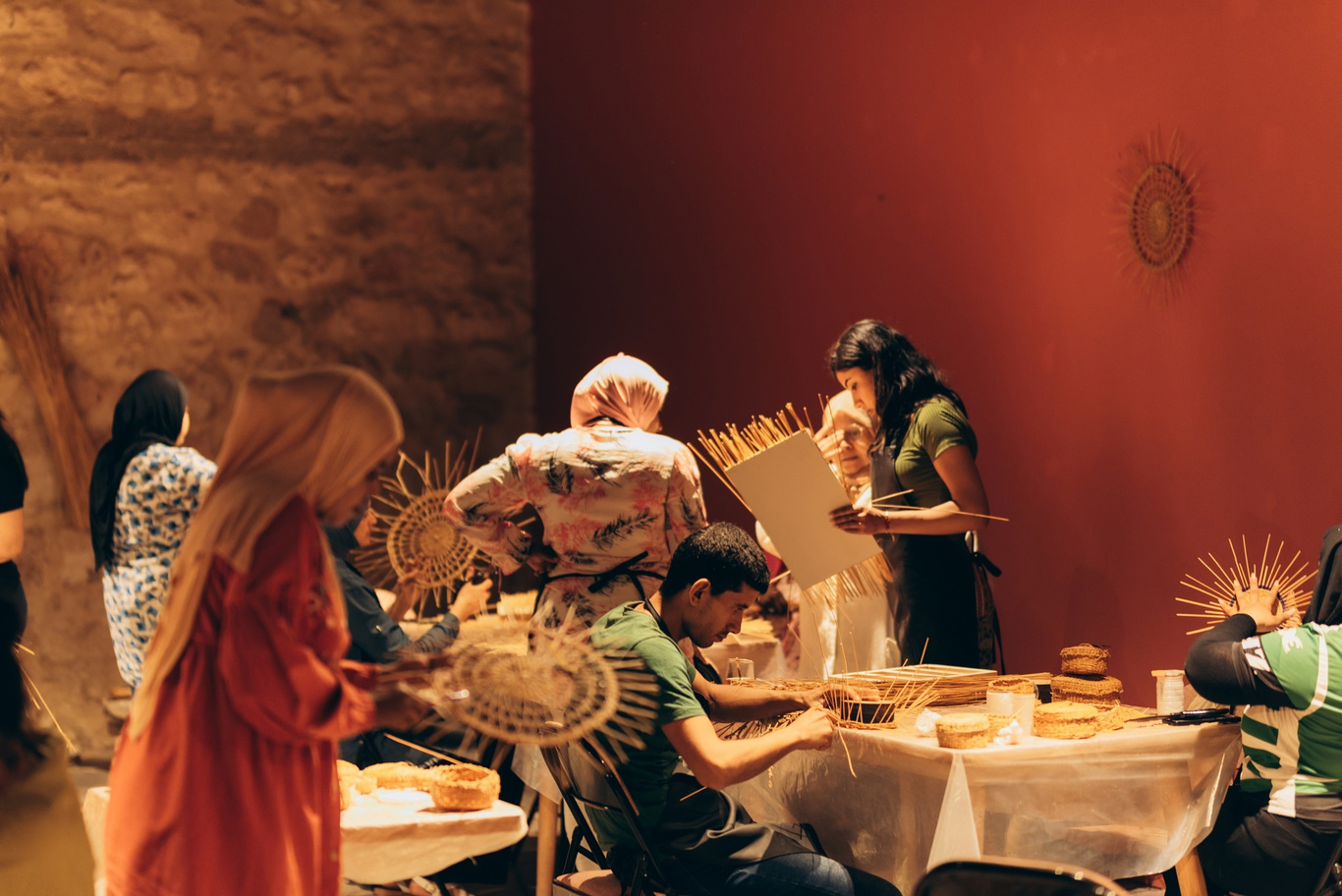 A group workshop with smar and palm fibre